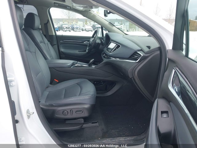 5GAEVBKW0KJ189736 Buick Enclave Premium