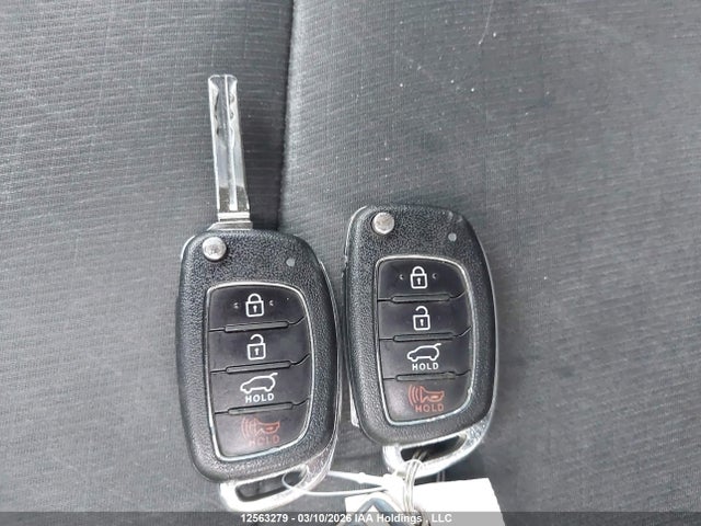 KM8J33A47HU459234 Hyundai Tucson Premium