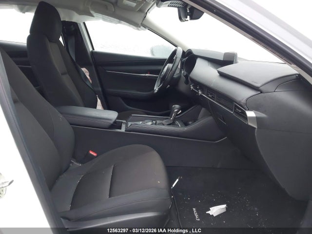 JM1BPACM9S1786838 Mazda Mazda3 Gs