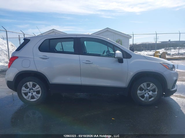 Chevrolet TRAX LS 2017 3GNCJKSB0HL224119 Image 13