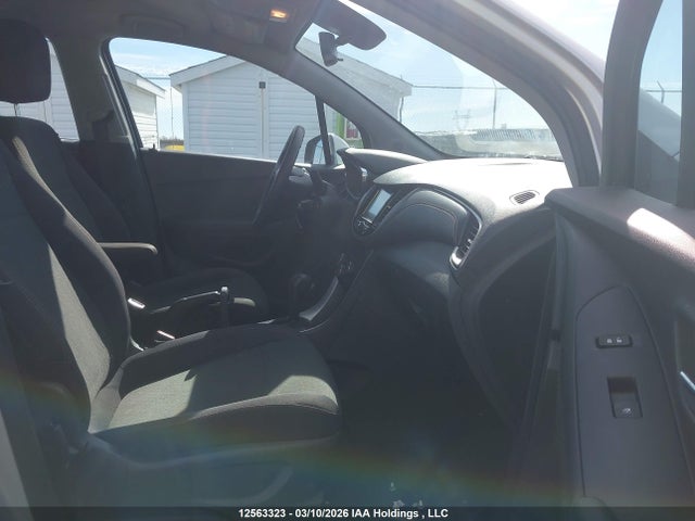 Chevrolet TRAX LS 2017 3GNCJKSB0HL224119 Image 5