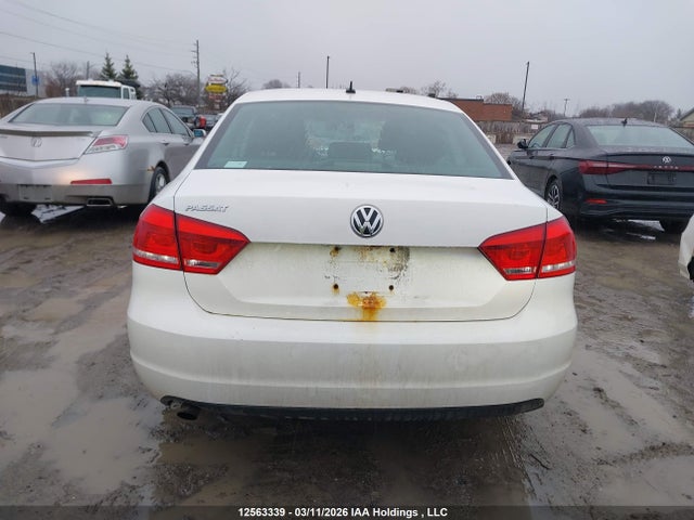 Продажа на аукционе авто 2013 Volkswagen Passat 2.5l Trendline, vin: 1VWAH7A36DC131904, номер лота: 12563339