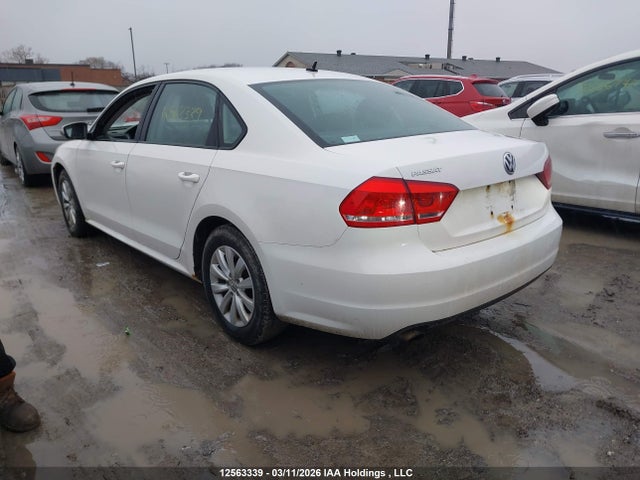 Продажа на аукционе авто 2013 Volkswagen Passat 2.5l Trendline, vin: 1VWAH7A36DC131904, номер лота: 12563339