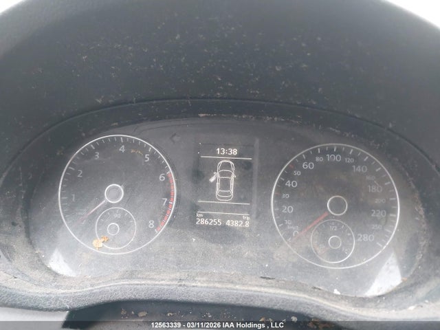 Продажа на аукционе авто 2013 Volkswagen Passat 2.5l Trendline, vin: 1VWAH7A36DC131904, номер лота: 12563339