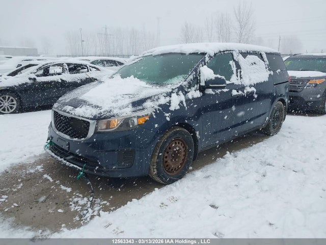 KNDMB5C11H6269789 KIA SEDONA LX