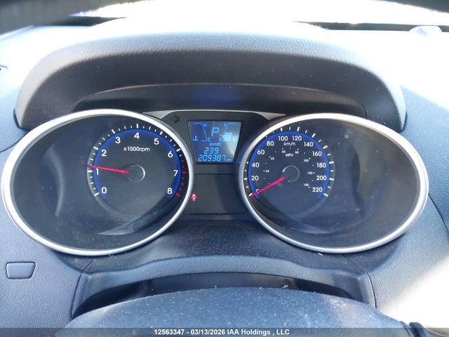 Продаж на аукціоні авто 2015 Hyundai Tucson Gls, vin: KM8JUCAG5FU039329, номер лоту: 12563347