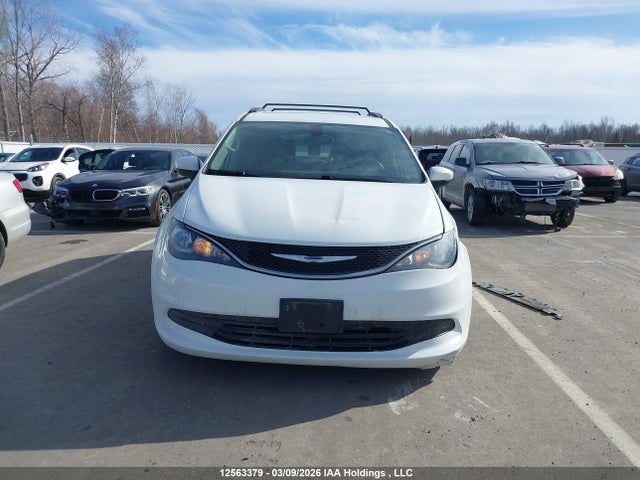 2C4RC1CG8JR165511 Chrysler Pacifica Lx