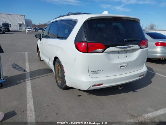 2C4RC1CG8JR165511 Chrysler Pacifica Lx