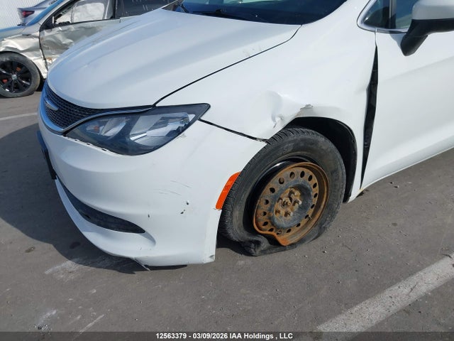 2C4RC1CG8JR165511 Chrysler Pacifica Lx