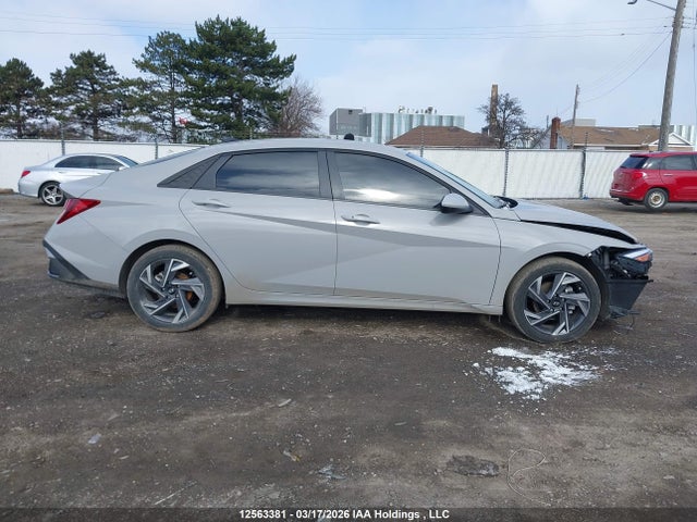 KMHLM4DGXSU971109 Hyundai Elantra