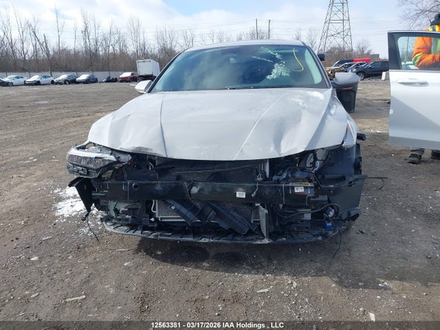 KMHLM4DGXSU971109 Hyundai Elantra