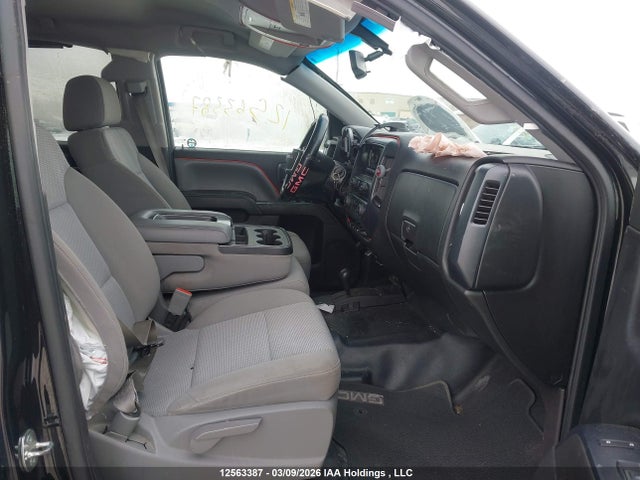 12563387 :رقم المزاد ، 3GTU2TECXFG227474 vin ، 2015 Gmc Sierra K1500 مزاد بيع