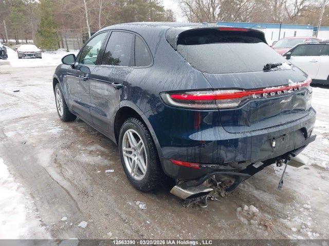 Porsche Macan 2019 WP1AA2A51KLB05685 Image 3