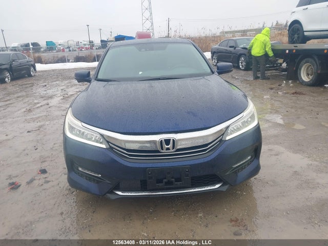 1HGCR2F04GA800764 Honda Accord Touring