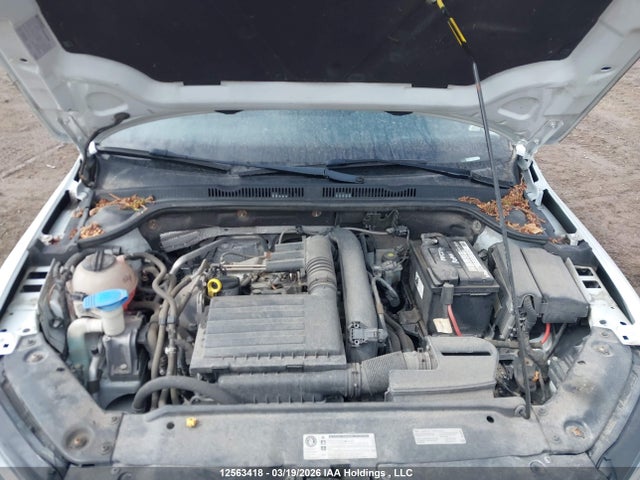 12563418 :رقم المزاد ، 3VWDB7AJ6HM308016 vin ، 2017 Volkswagen Jetta مزاد بيع