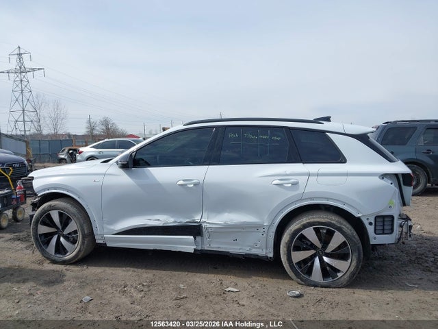 2025 Audi Q6 E-tron Progressiv მანქანა იყიდება აუქციონზე, vin: WA154BGF4SA077445, აუქციონის ნომერი: 12563420