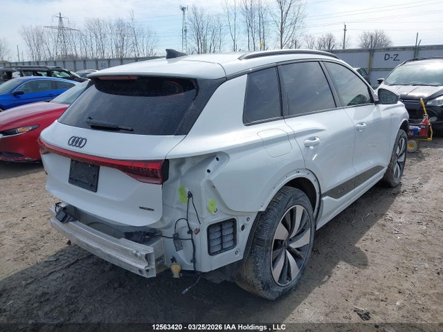 2025 Audi Q6 E-tron Progressiv მანქანა იყიდება აუქციონზე, vin: WA154BGF4SA077445, აუქციონის ნომერი: 12563420