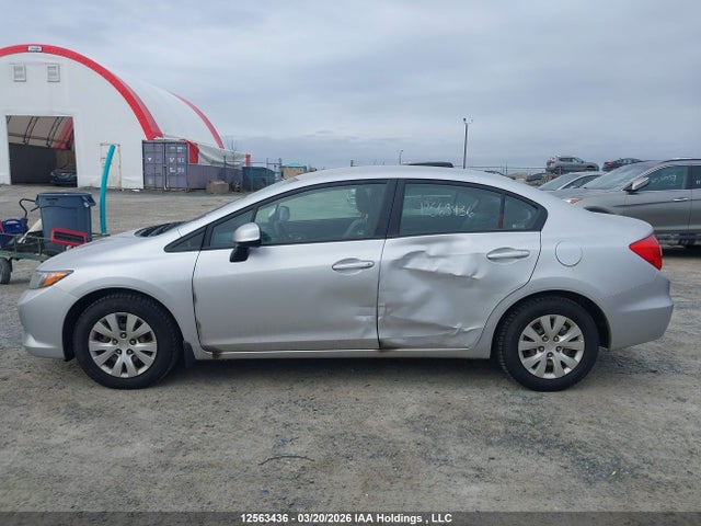 2012 Honda Civic Lx მანქანა იყიდება აუქციონზე, vin: 2HGFB2F46CH106755, აუქციონის ნომერი: 12563436