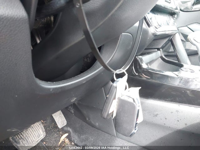 Продажа на аукционе авто 2026 Kia Seltos S, vin: KNDEUCAAXT7844397, номер лота: 12563442