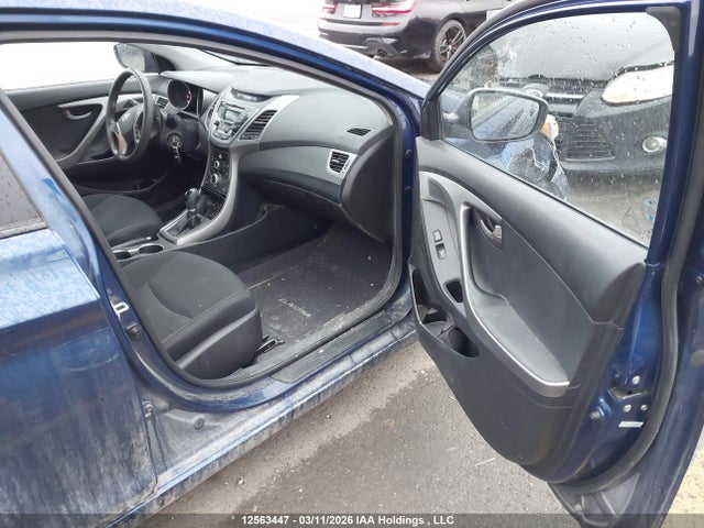 5NPDH4AE8FH602197 Hyundai Elantra