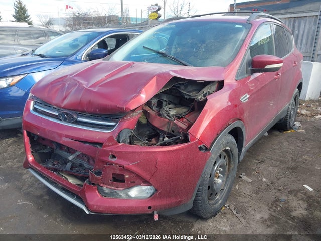 2013 Ford Escape მანქანა იყიდება აუქციონზე, vin: 1FMCU0H98DUD45033, აუქციონის ნომერი: 12563452