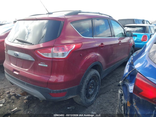 2013 Ford Escape მანქანა იყიდება აუქციონზე, vin: 1FMCU0H98DUD45033, აუქციონის ნომერი: 12563452