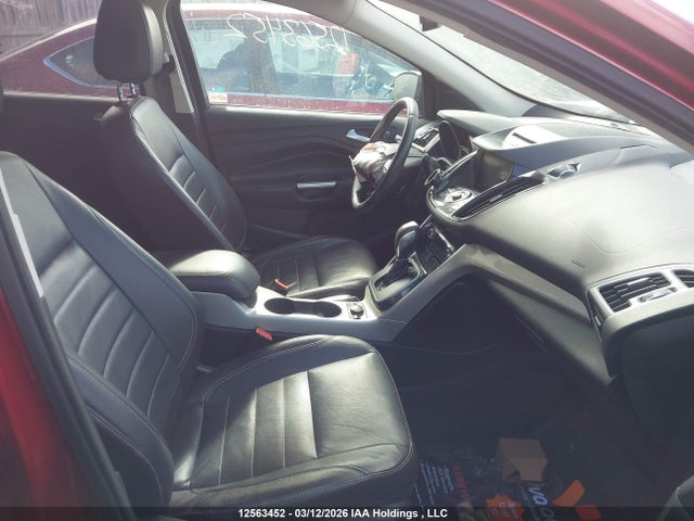 2013 Ford Escape მანქანა იყიდება აუქციონზე, vin: 1FMCU0H98DUD45033, აუქციონის ნომერი: 12563452