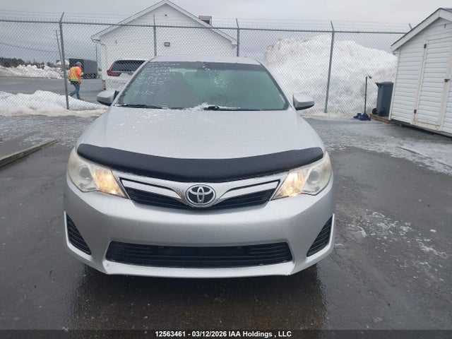 12563461 :رقم المزاد ، 4T1BF1FK6CU148927 vin ، 2012 Toyota Camry Le مزاد بيع