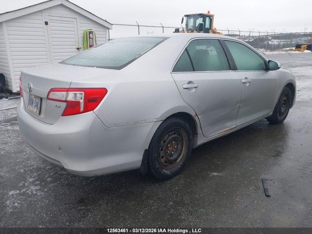 12563461 :رقم المزاد ، 4T1BF1FK6CU148927 vin ، 2012 Toyota Camry Le مزاد بيع