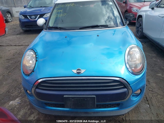 Mini 5 Door Cooper 2017 WMWXU1C56H2E18207 Image 12