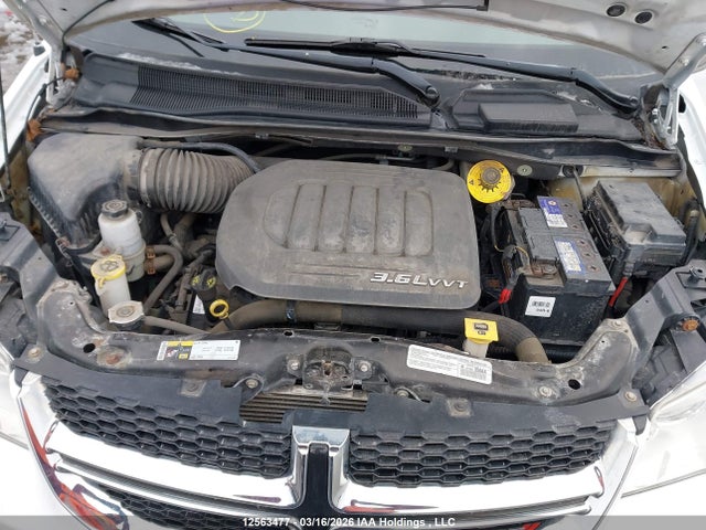 12563477 :رقم المزاد ، 2C4RDGBG0ER282412 vin ، 2014 Dodge Grand Caravan Se مزاد بيع