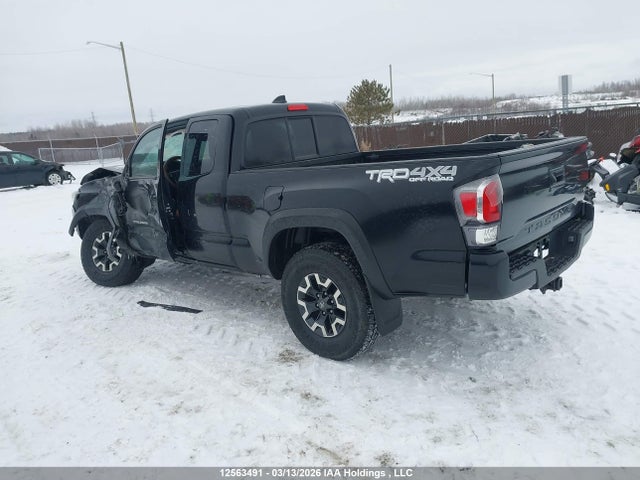 3TYSZ5AN9NT099349 Toyota Tacoma
