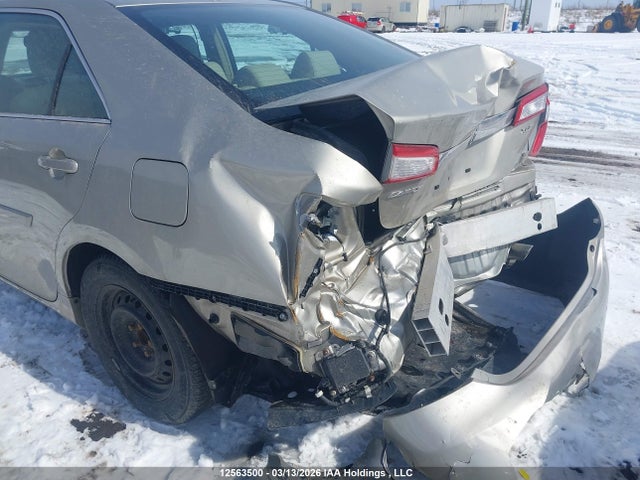 12563500 :رقم المزاد ، 4T1BF1FK7EU780581 vin ، 2014 Toyota Camry مزاد بيع