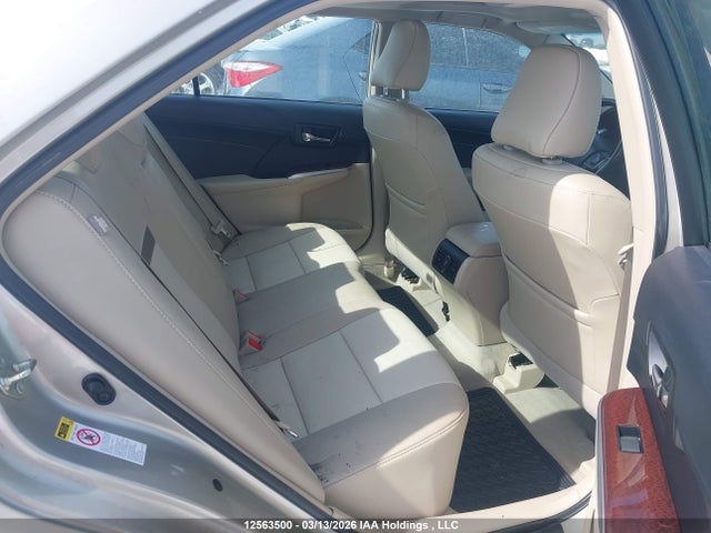 12563500 :رقم المزاد ، 4T1BF1FK7EU780581 vin ، 2014 Toyota Camry مزاد بيع