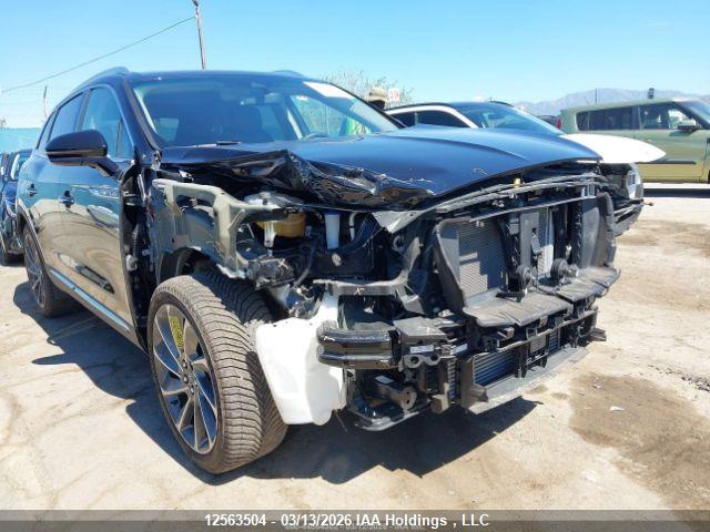 2LMPJ8KP1LBL14537 Lincoln Nautilus Reserve