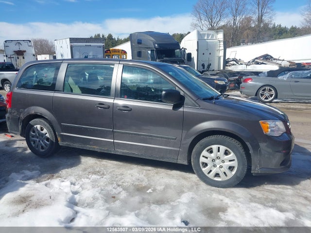 2C4RDGBG8FR633536 Dodge Grand Caravan Se