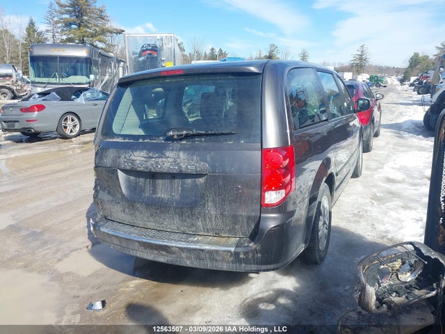 2C4RDGBG8FR633536 Dodge Grand Caravan Se