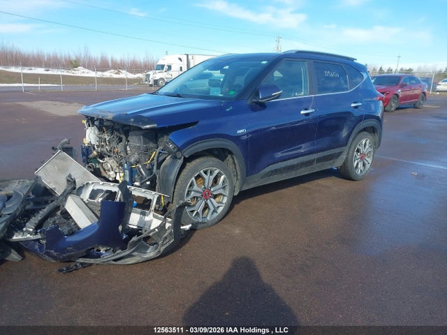 12563511 :رقم المزاد ، KNDETCA25M7084828 vin ، 2021 Kia Seltos Sx Turbo مزاد بيع