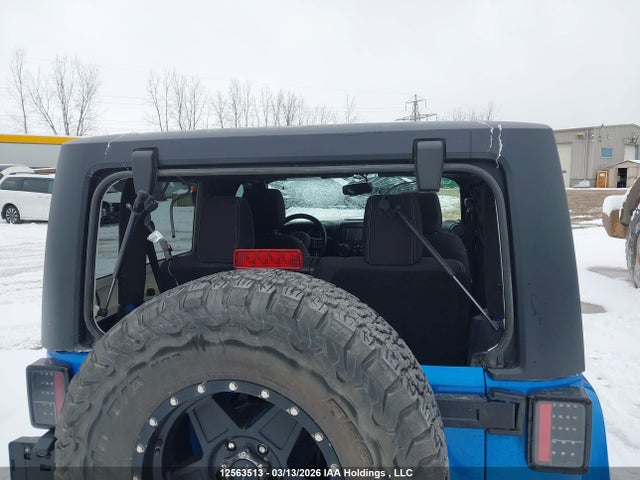 12563513 :رقم المزاد ، 1C4AJWBG4FL760650 vin ، 2015 Jeep Wrangler Sahara مزاد بيع