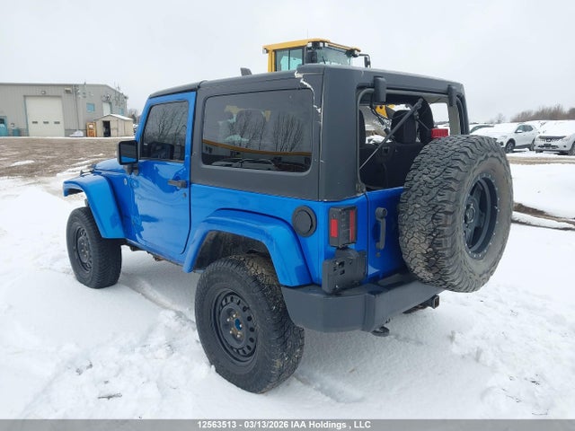 12563513 :رقم المزاد ، 1C4AJWBG4FL760650 vin ، 2015 Jeep Wrangler Sahara مزاد بيع