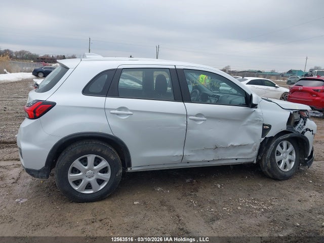 JA4AJUAU1PU605619 Mitsubishi RVR ES