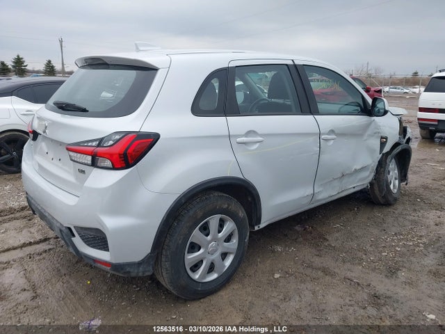 JA4AJUAU1PU605619 Mitsubishi RVR ES