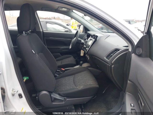 JA4AJUAU1PU605619 Mitsubishi RVR ES