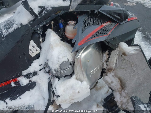 YH2SSRJE7JR000302 Skidoo Expedition