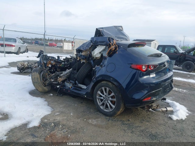 2024 Mazda 3 Select Sport მანქანა იყიდება აუქციონზე, vin: JM1BPAKM4R1701965, აუქციონის ნომერი: 12563548