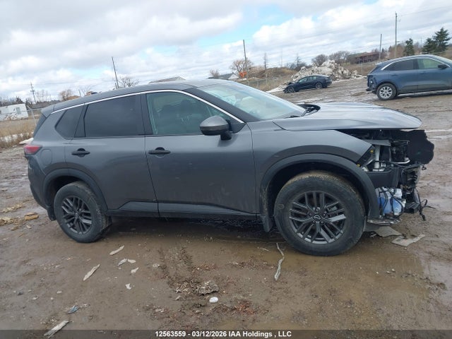 2022 Nissan Rogue მანქანა იყიდება აუქციონზე, vin: 5N1AT3AA1NC677676, აუქციონის ნომერი: 12563559