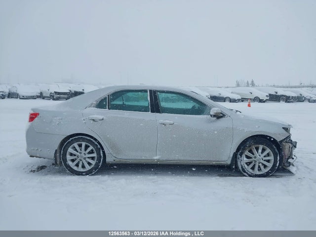 12563563 :رقم المزاد ، 4T1BK1FK7EU545724 vin ، 2014 Toyota Camry Se/xle مزاد بيع