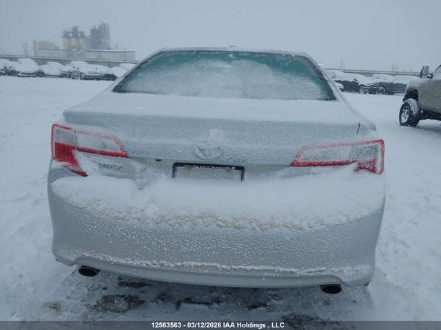 12563563 :رقم المزاد ، 4T1BK1FK7EU545724 vin ، 2014 Toyota Camry Se/xle مزاد بيع