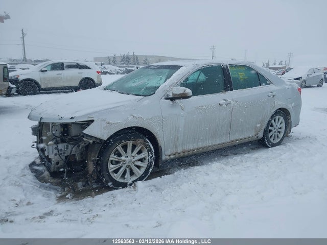 12563563 :رقم المزاد ، 4T1BK1FK7EU545724 vin ، 2014 Toyota Camry Se/xle مزاد بيع