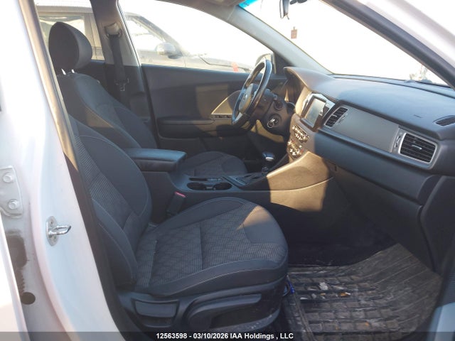 12563598 :رقم المزاد ، KNDCB3LC1K5281181 vin ، 2019 Kia Niro Fe/lx مزاد بيع
